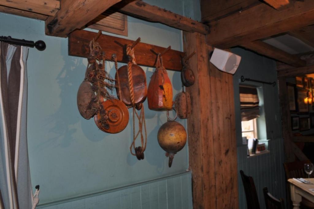 The Smugglers Inn Osmington Экстерьер фото