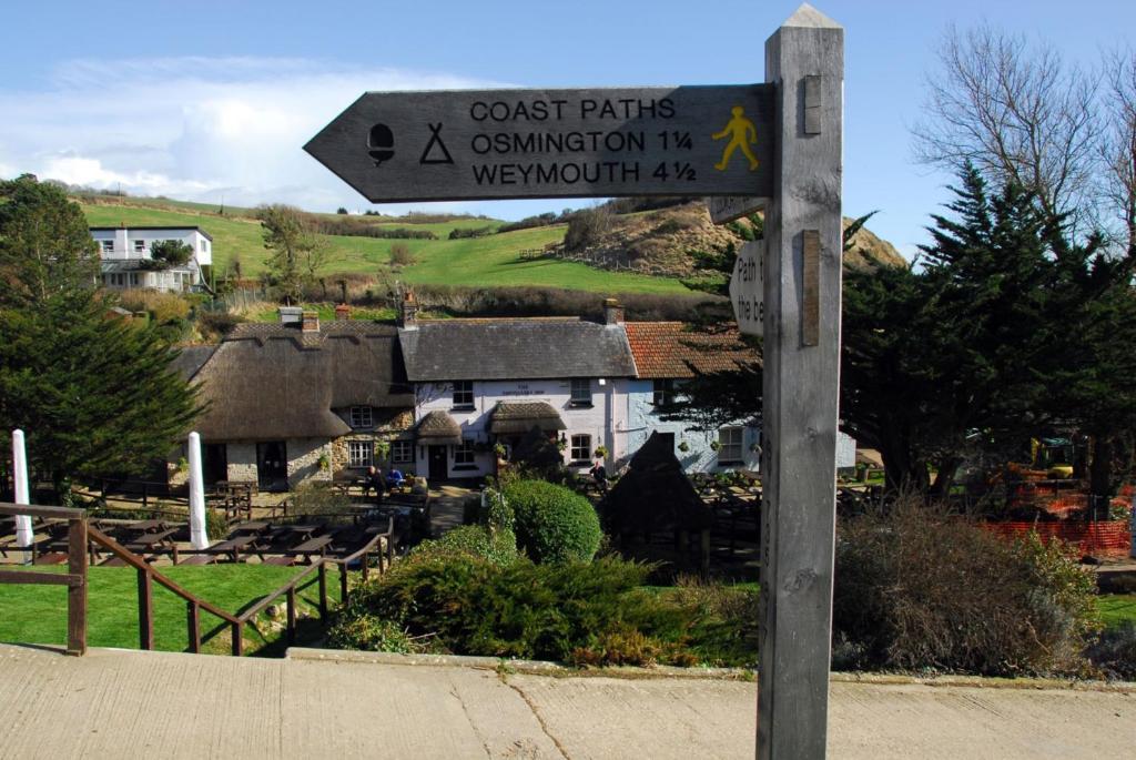 The Smugglers Inn Osmington Экстерьер фото